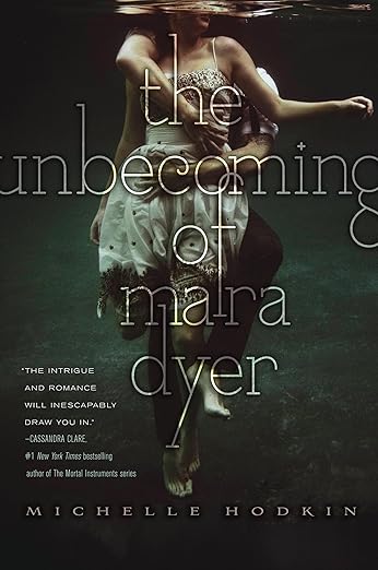 The Unbecoming of Mara Dyer (Pre-owned)